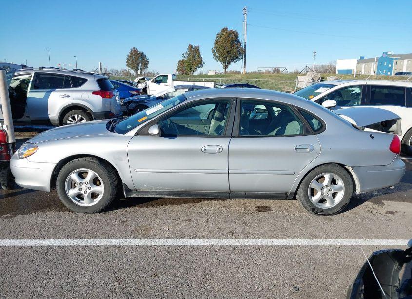 Photo 14 of 2003 Ford Taurus SES (VIN 1FAFP55U33G267763)