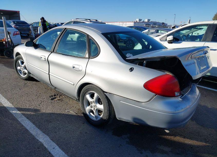 Photo 3 of 2003 Ford Taurus SES (VIN 1FAFP55U33G267763)
