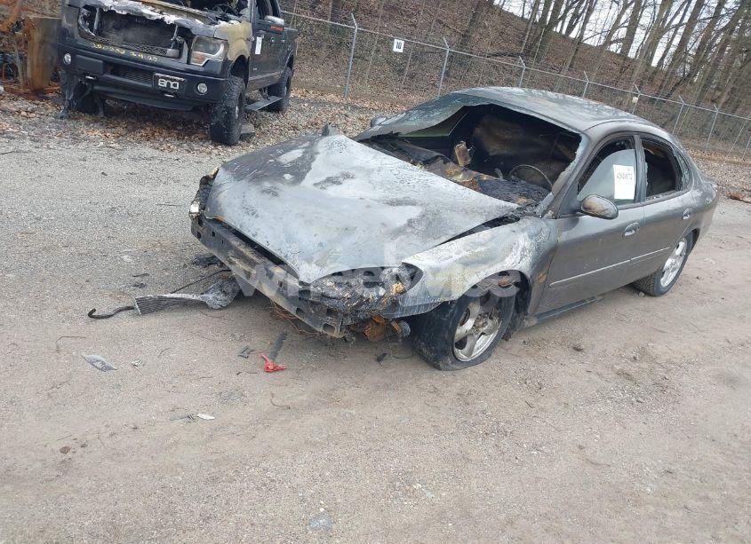 Photo 2 of 2003 Ford Taurus SES (VIN 1FAFP55U43A261182)