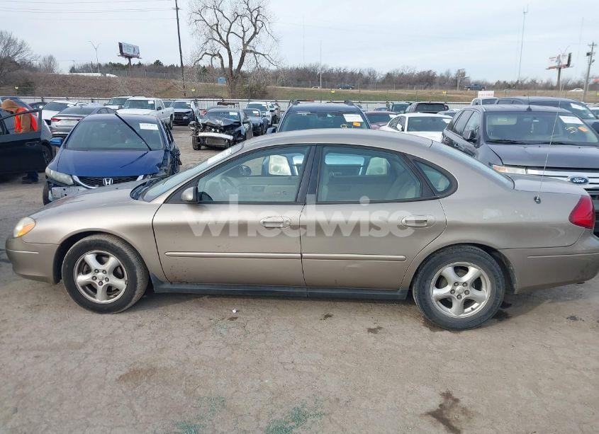 Photo 13 of 2003 Ford Taurus SES (VIN 1FAFP55U43G266279)