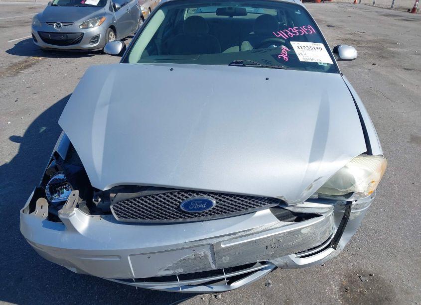 Photo 10 of 2004 Ford Taurus SES (VIN 1FAFP55U44G111717)