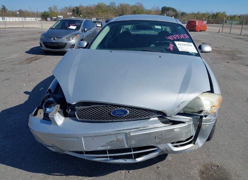 Photo 6 of 2004 Ford Taurus SES (VIN 1FAFP55U44G111717)