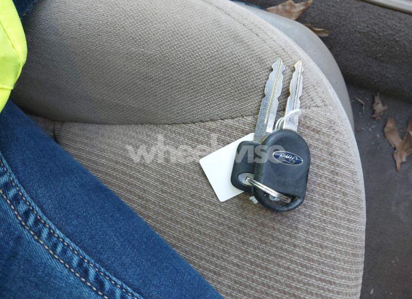 Photo 11 of 2001 Ford Taurus SES (VIN 1FAFP55U51A284547)