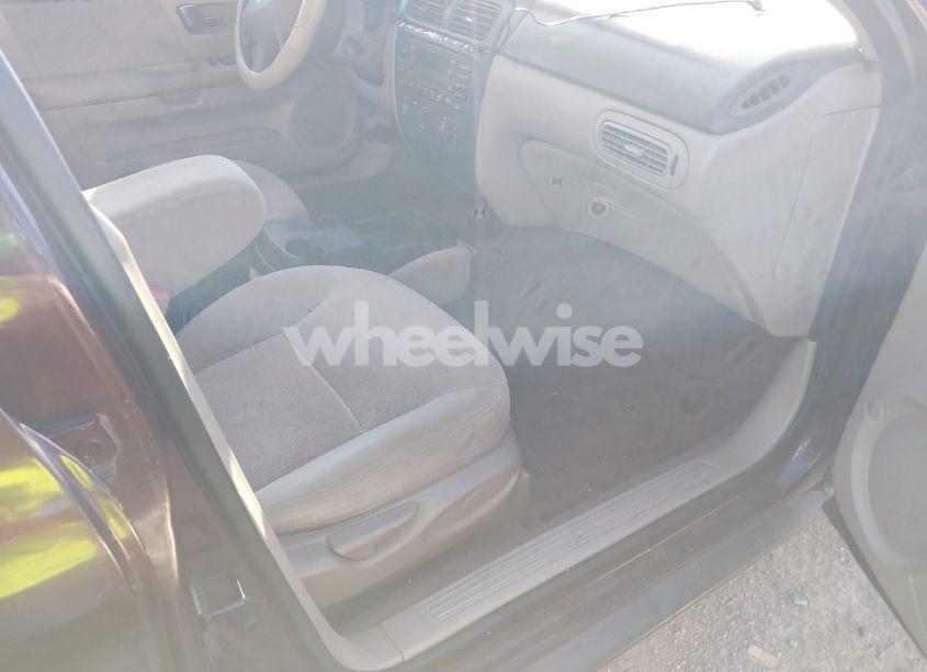 Photo 5 of 2001 Ford Taurus SES (VIN 1FAFP55U51A284547)