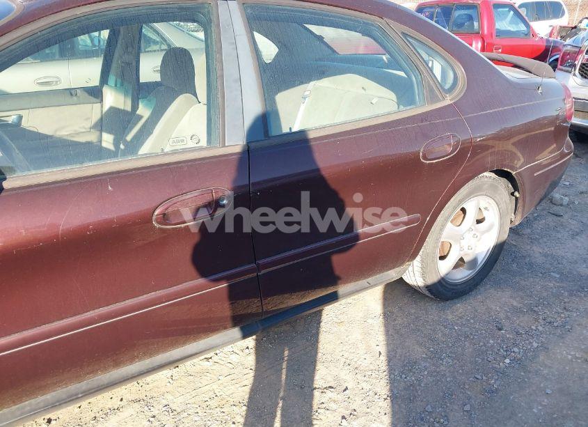 Photo 6 of 2001 Ford Taurus SES (VIN 1FAFP55U51A284547)