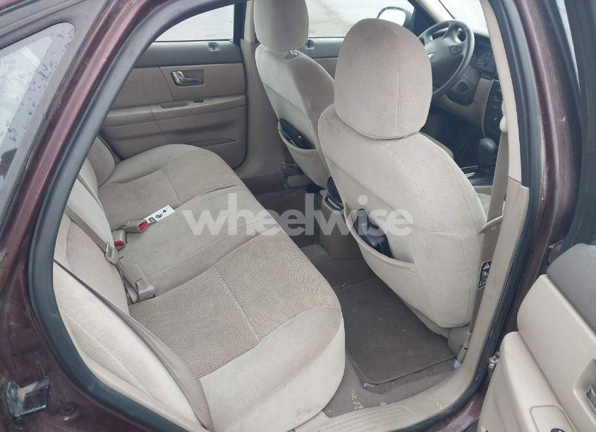 Photo 8 of 2001 Ford Taurus SES (VIN 1FAFP55U51G220716)