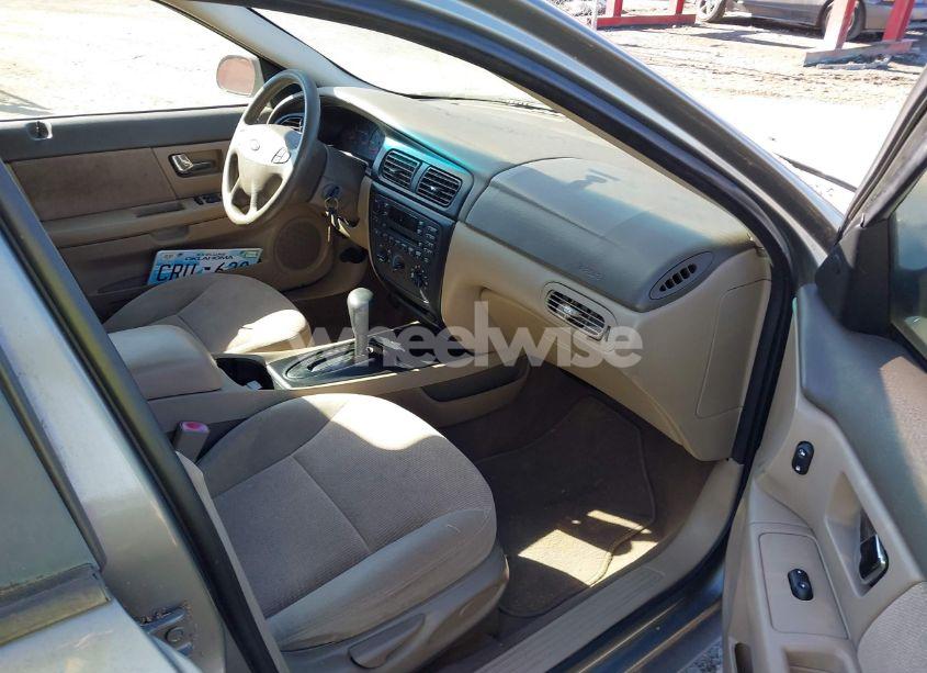 Photo 5 of 2001 Ford Taurus SES (VIN 1FAFP55U71A171683)