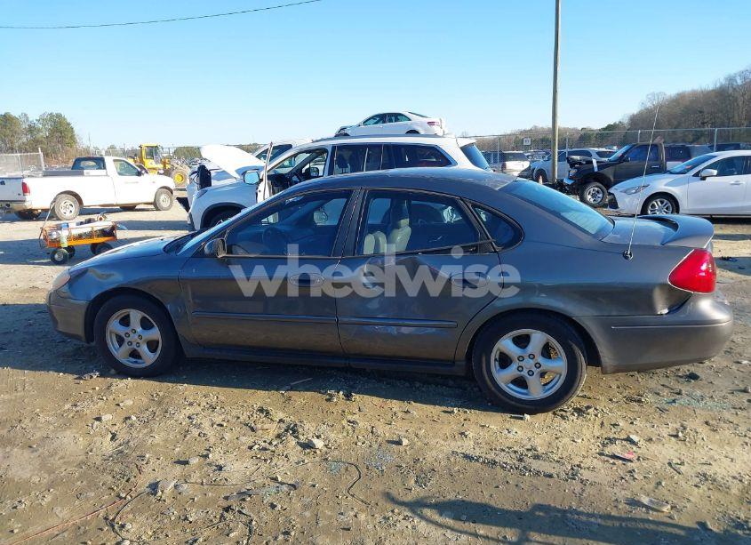 Photo 14 of 2003 Ford Taurus SES (VIN 1FAFP55U73A129517)