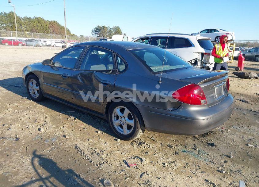 Photo 3 of 2003 Ford Taurus SES (VIN 1FAFP55U73A129517)