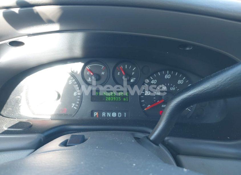 Photo 7 of 2004 Ford Taurus SES (VIN 1FAFP55U74A157139)