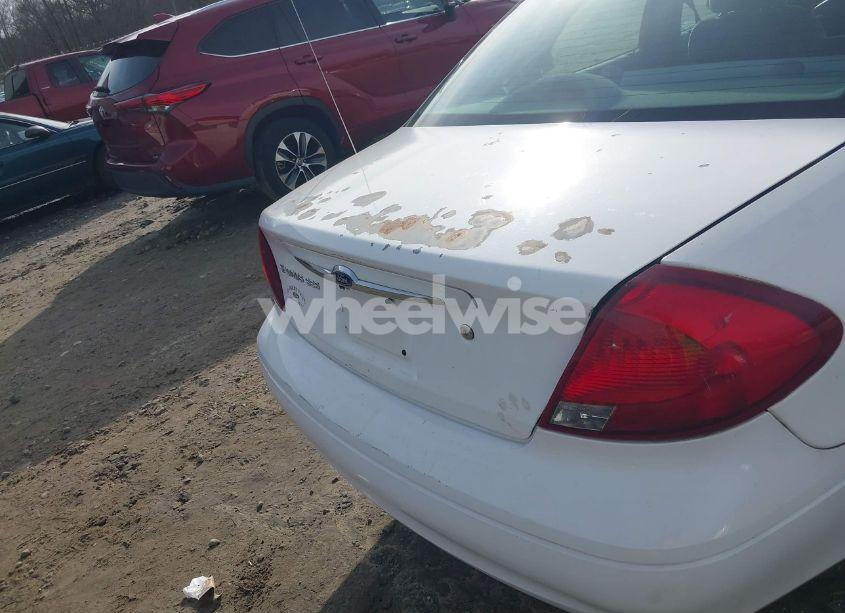 Photo 12 of 2001 Ford Taurus SES (VIN 1FAFP55U81A280556)