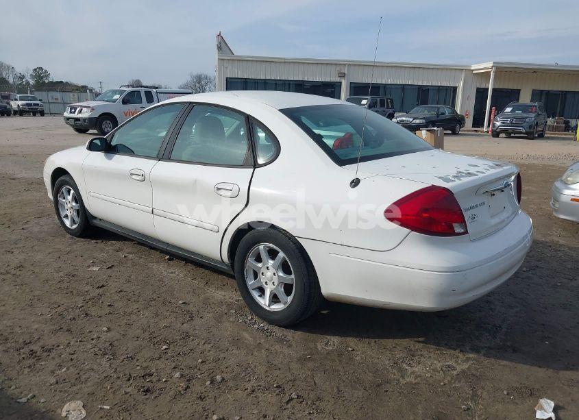 Photo 3 of 2001 Ford Taurus SES (VIN 1FAFP55U81A280556)