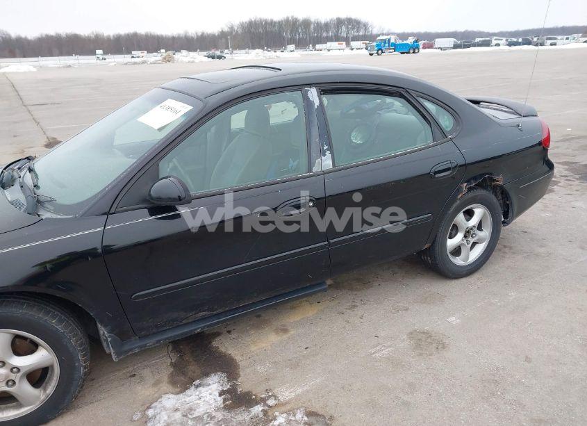 Photo 6 of 2001 Ford Taurus SES (VIN 1FAFP55U81G219348)