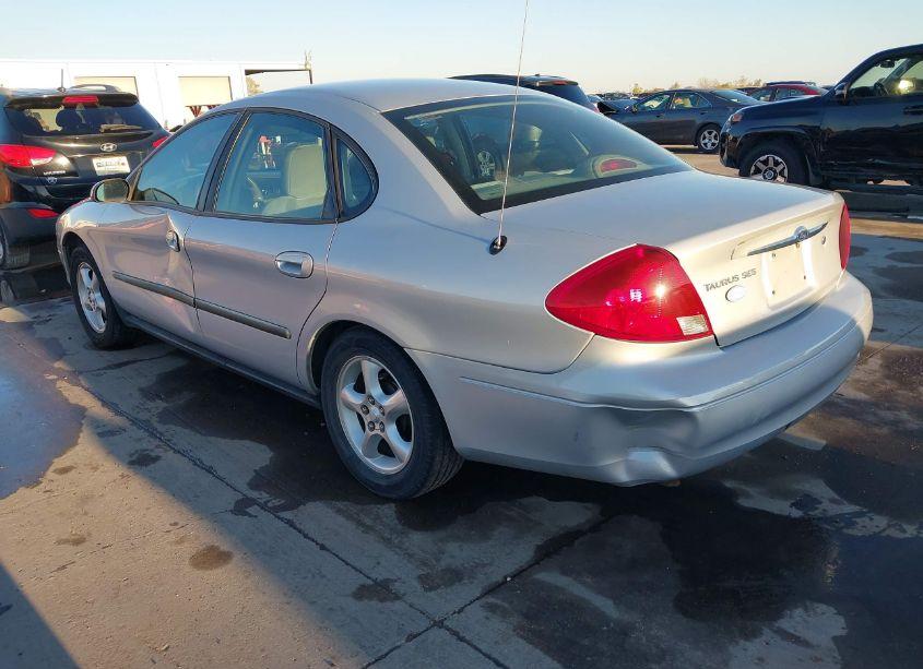 Photo 3 of 2001 Ford Taurus SES (VIN 1FAFP55U91A104387)