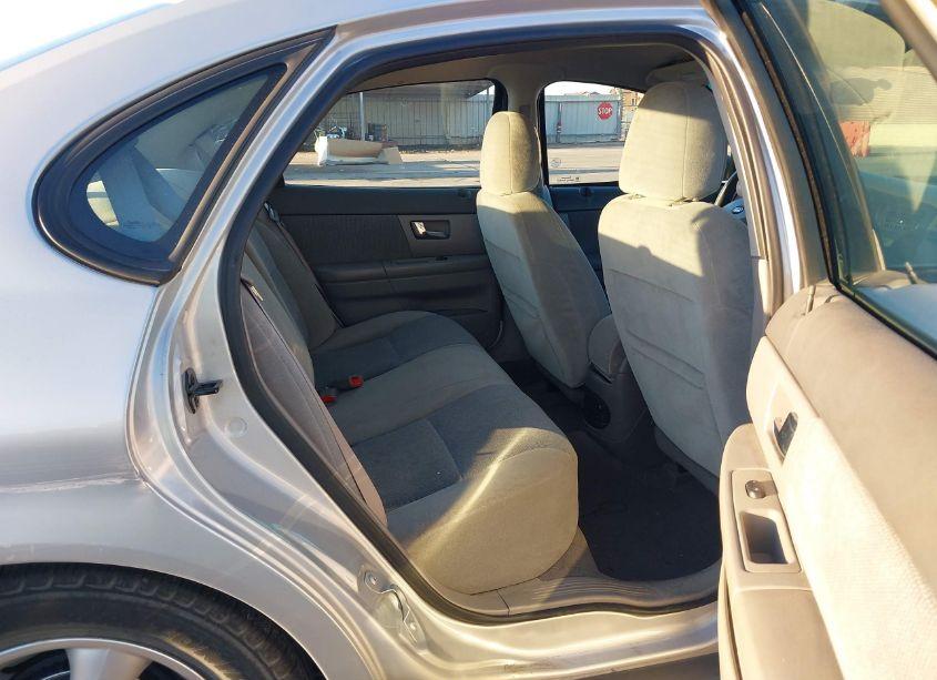 Photo 8 of 2001 Ford Taurus SES (VIN 1FAFP55U91A104387)