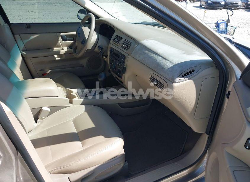 Photo 5 of 2003 Ford Taurus SES (VIN 1FAFP55U93A189153)