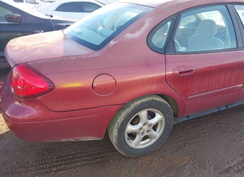 Photo 4 of 2003 Ford Taurus SES (VIN 1FAFP55U93A268841)