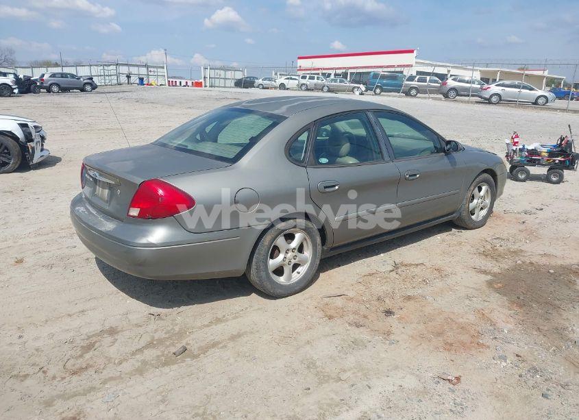 Photo 4 of 2003 Ford Taurus SES (VIN 1FAFP55UX3A128832)