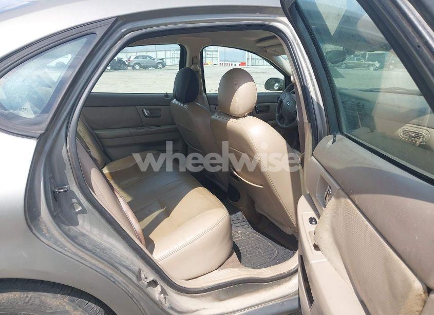 Photo 8 of 2003 Ford Taurus SES (VIN 1FAFP55UX3A128832)