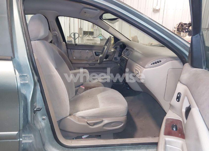 Photo 5 of 2005 Ford Taurus SEL (VIN 1FAFP56265A231987)