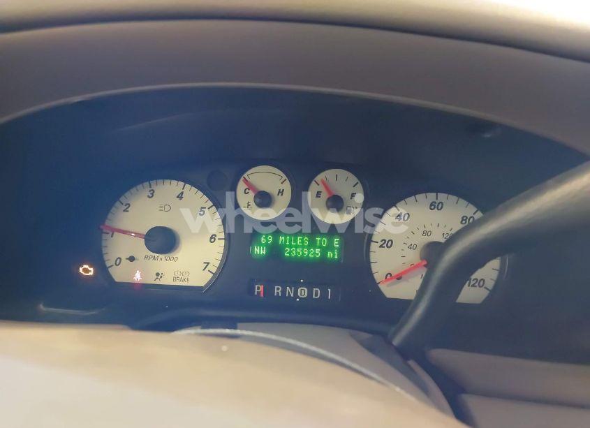 Photo 7 of 2005 Ford Taurus SEL (VIN 1FAFP56265A231987)