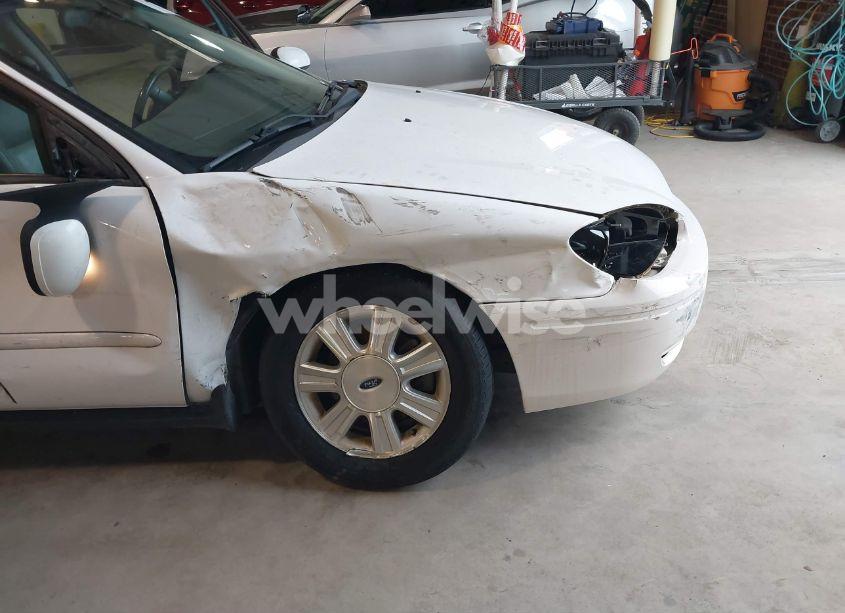 Photo 12 of 2005 Ford Taurus SEL (VIN 1FAFP56265A235229)