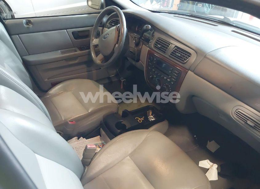 Photo 5 of 2005 Ford Taurus SEL (VIN 1FAFP56265A235229)