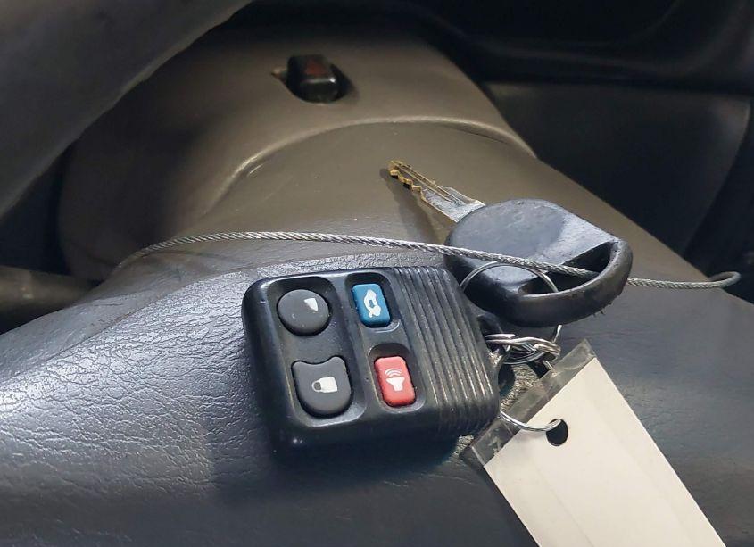 Photo 11 of 2002 Ford Taurus SEL (VIN 1FAFP56S12G124581)