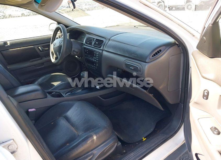 Photo 5 of 2001 Ford Taurus SEL (VIN 1FAFP56S51G280587)