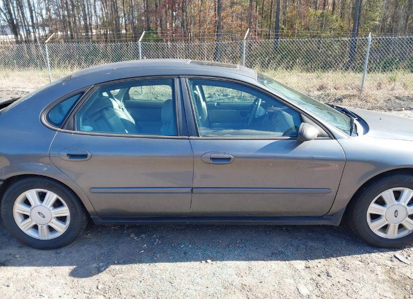 Photo 13 of 2005 Ford Taurus SEL (VIN 1FAFP56U05A288171)