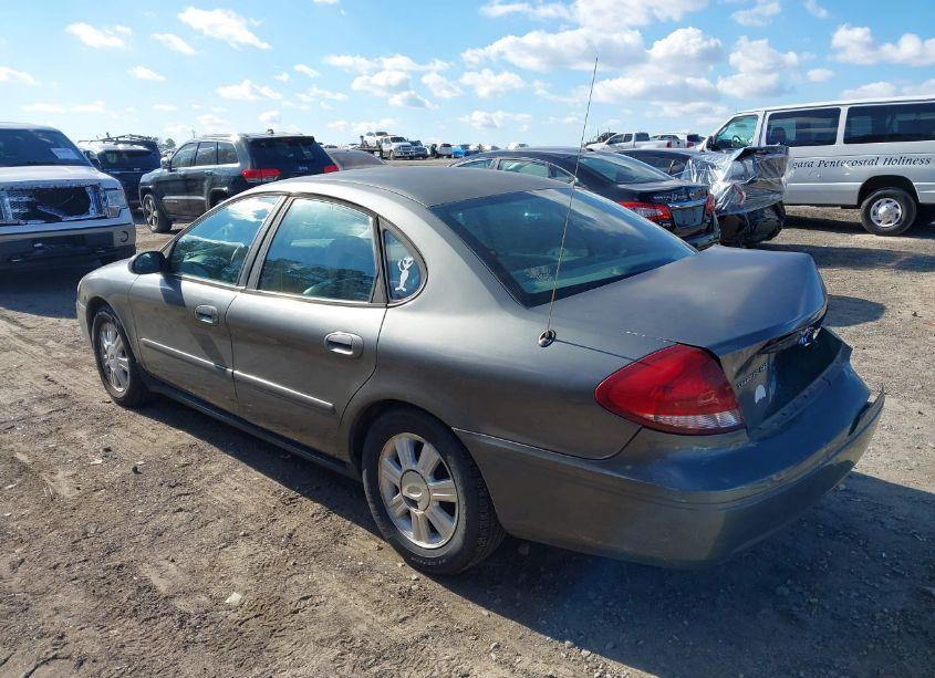 Photo 3 of 2005 Ford Taurus SEL (VIN 1FAFP56U05A288171)