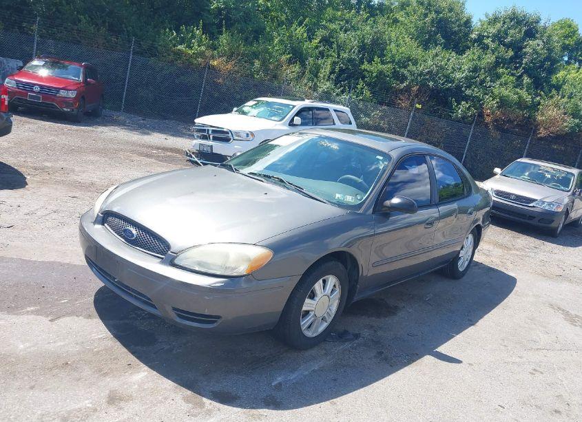 Photo 2 of 2005 Ford Taurus SEL (VIN 1FAFP56U15A152972)