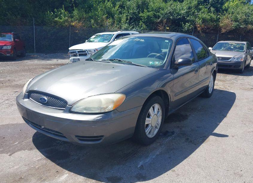 Photo 6 of 2005 Ford Taurus SEL (VIN 1FAFP56U15A152972)