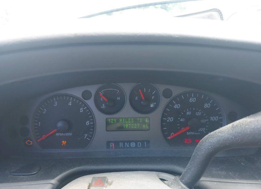 Photo 7 of 2005 Ford Taurus SEL (VIN 1FAFP56U15A152972)