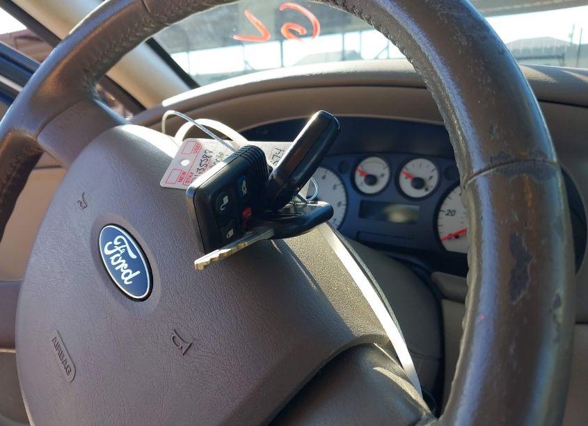 Photo 11 of 2006 Ford Taurus SEL (VIN 1FAFP56U16A190574)