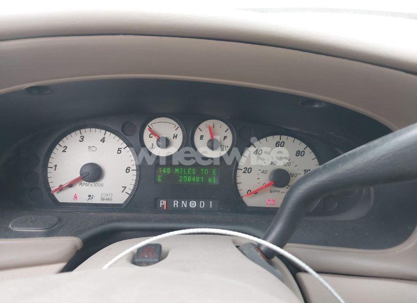 Photo 7 of 2006 Ford Taurus SEL (VIN 1FAFP56U46A137447)