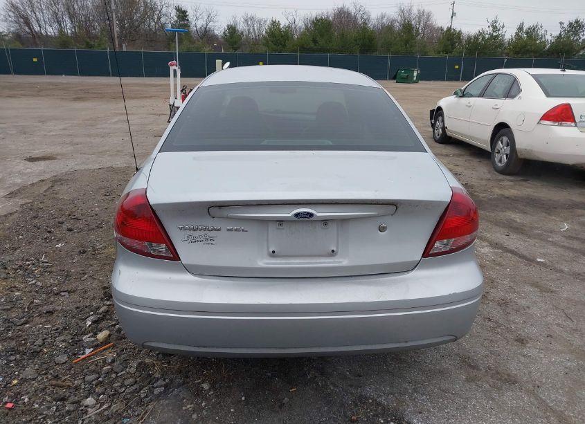 Photo 16 of 2006 Ford Taurus SEL (VIN 1FAFP56U46A235524)
