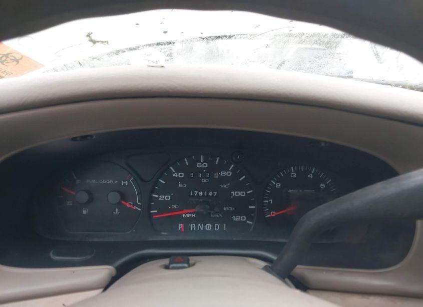 Photo 7 of 2003 Ford Taurus SE (VIN 1FAFP58253A205665)