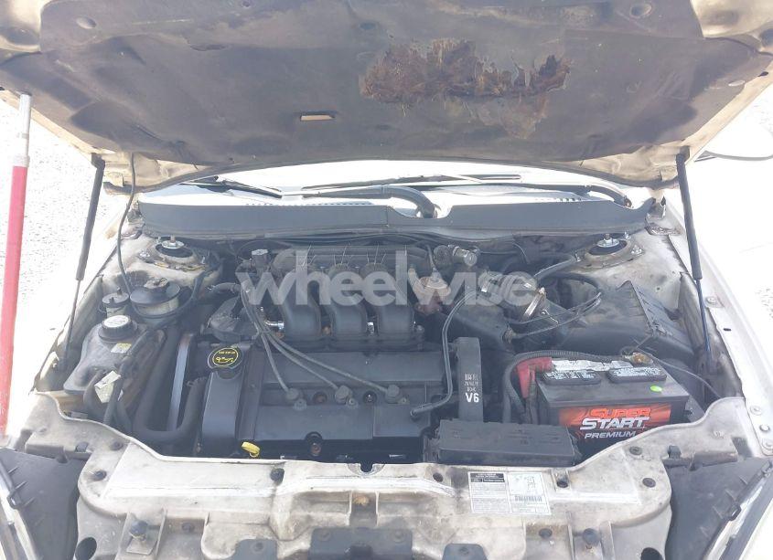 Photo 10 of 2001 Ford Taurus SE (VIN 1FAFP58S01A277838)