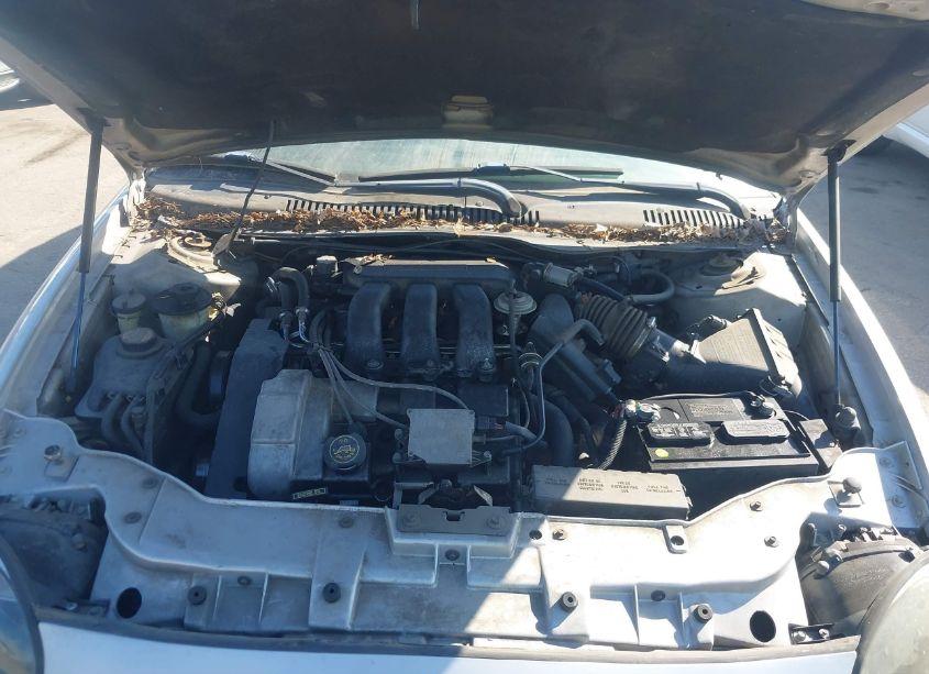 Photo 10 of 1999 Ford Taurus SE (VIN 1FAFP58S1XA129027)