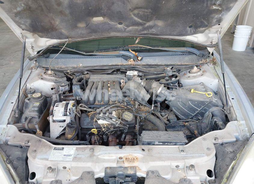Photo 10 of 2001 Ford Taurus SE (VIN 1FAFP58U91G202523)