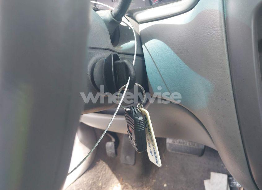 Photo 11 of 2003 Ford Taurus SE (VIN 1FAFP58U93A171652)