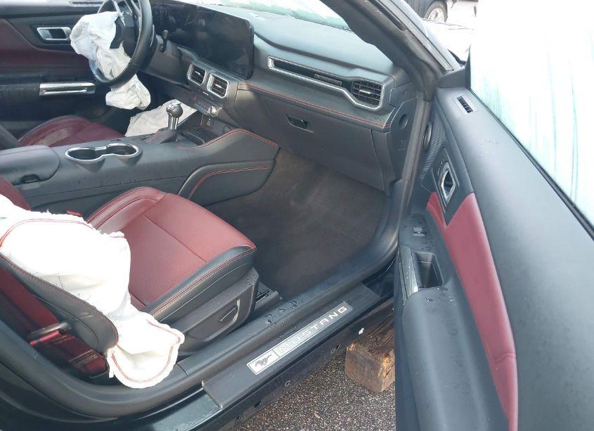 Photo 5 of 2024 Ford Mustang GT PREMIUM (VIN 1FAGP8FF0R5109035)