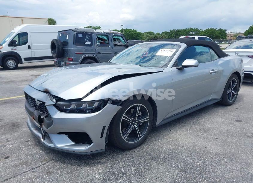 Photo 2 of 2025 Ford Mustang ECOBOOST PREMIUM (VIN 1FAGP8UH0S5105786)