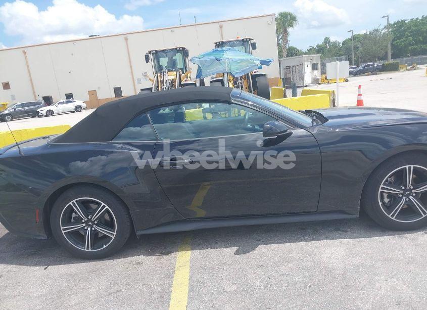 Photo 14 of 2025 Ford Mustang ECOBOOST PREMIUM (VIN 1FAGP8UH0S5105979)
