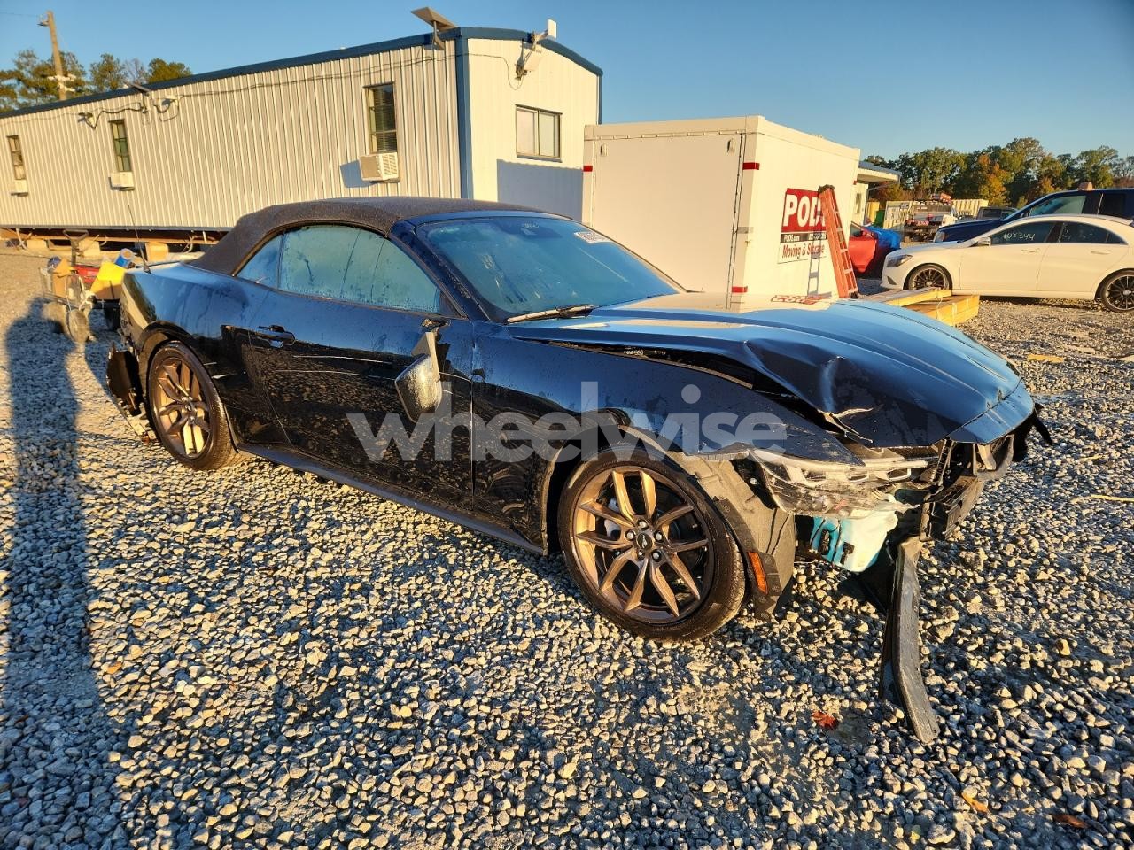 Photo 4 of 2024 FORD MUSTANG (VIN 1FAGP8UH1R5109114)