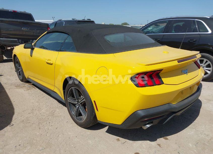 Photo 3 of 2024 Ford Mustang ECOBOOST PREMIUM (VIN 1FAGP8UH1R5113020)