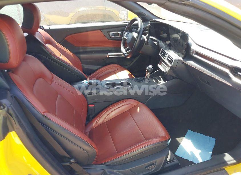 Photo 5 of 2024 Ford Mustang ECOBOOST PREMIUM (VIN 1FAGP8UH1R5113020)