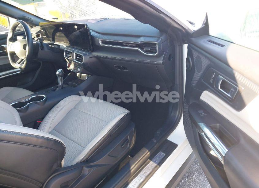 Photo 5 of 2024 Ford Mustang ECOBOOST PREMIUM (VIN 1FAGP8UH1R5114314)