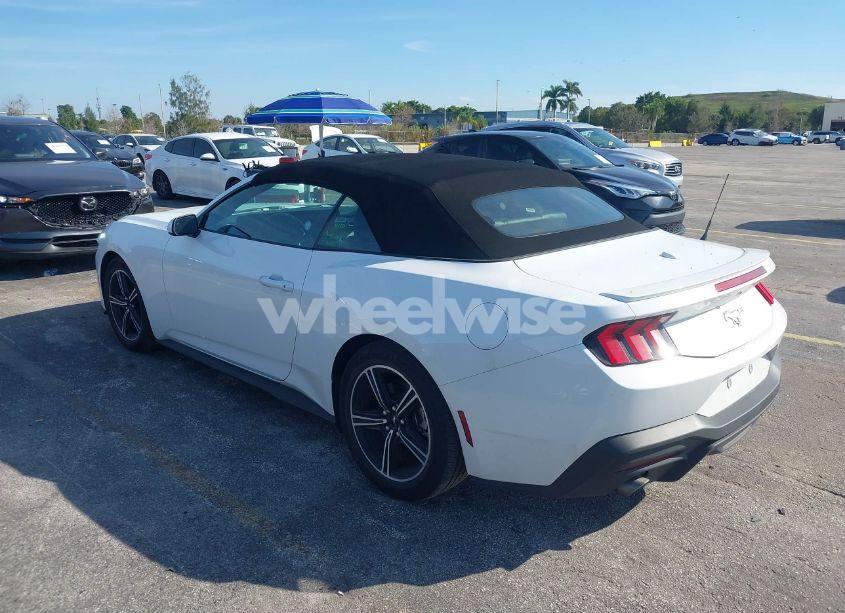 Photo 3 of 2024 Ford Mustang ECOBOOST PREMIUM (VIN 1FAGP8UH1R5124762)